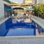 Nora Marmara Luxury In Istanbul * ブユックチェクメジェ