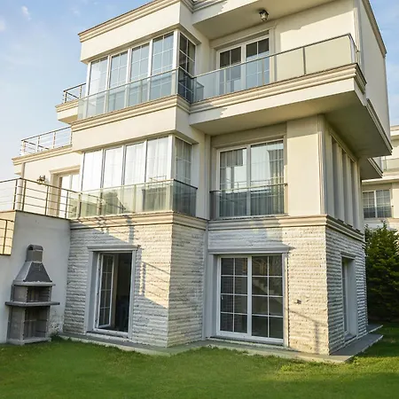 Villa Nora Marmara Luxury In Istanbul Buyukcekmece