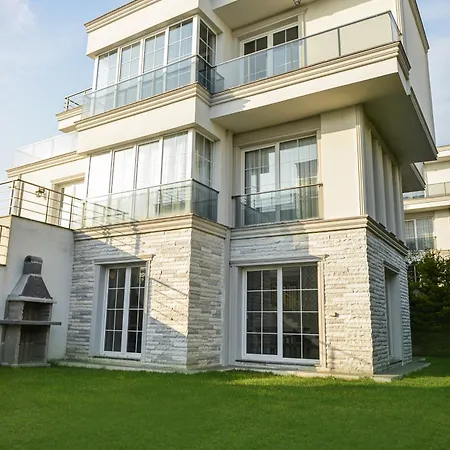 Nora Marmara Luxury In Istanbul